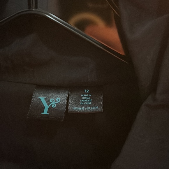 Ladies Black jacket like New condition - Picture 3 of 4